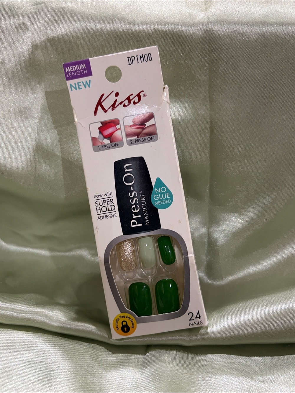 Kiss Press-On Manicure - Green, Light Green & Gold Accent